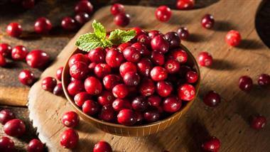 Study Shows Eating Cranberries Daily Improves Heart Health